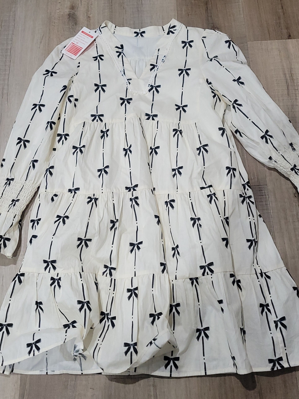SHEIN Cream Tiered Dress with Navy Bow Print